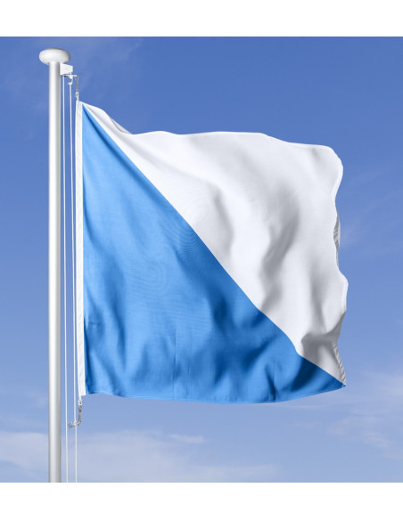 Bandiera Zurigo che sventola al vento sul pennone, cielo blu sullo sfondo